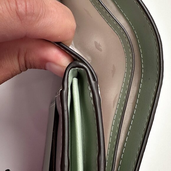 Kate Spade Lena Medium Leather Bifold Wallet in Green (Light Mint) - Picture 6 of 9